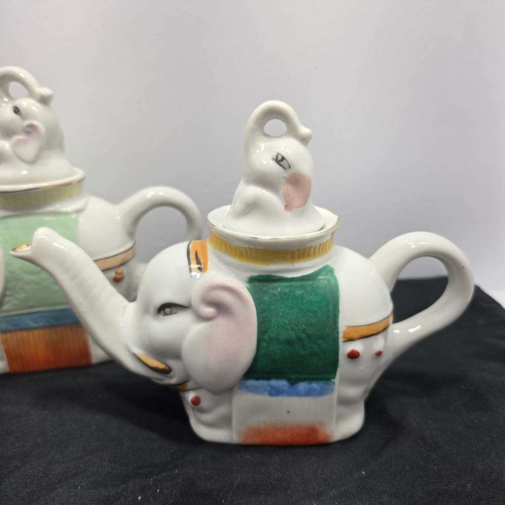 Vintage Ceramic Elephant Teapot Set of 4 Hand Painted White Gold Trim Figural - Picture 6 of 10